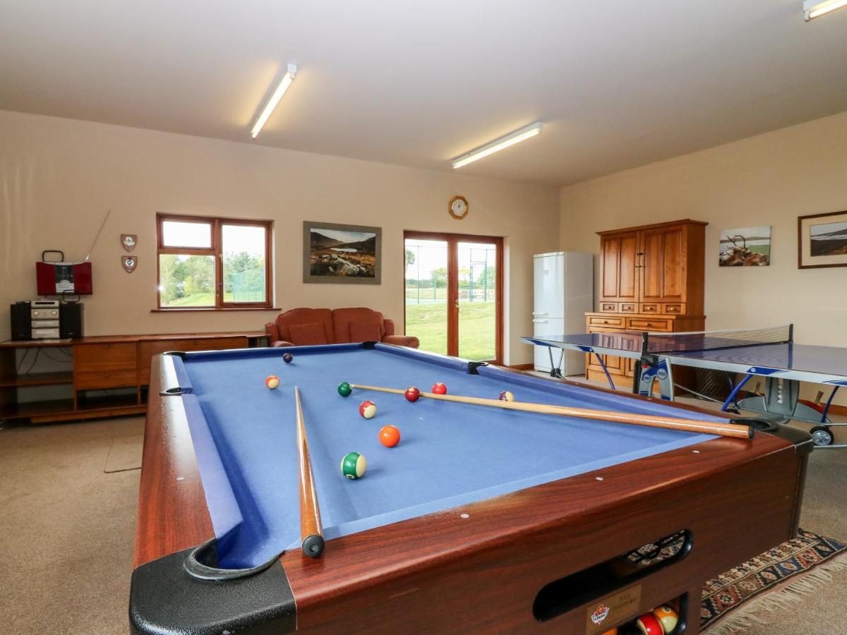 Courtyard Cottage Duns ภายนอก รูปภาพ